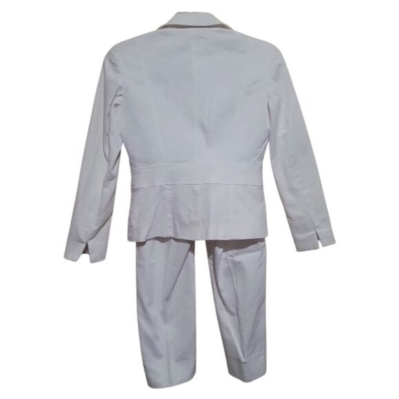 Kasper Women’s  White Cropped Slim PantSuit Size 4 Jacket Size 6 Pants - Picture 8 of 14